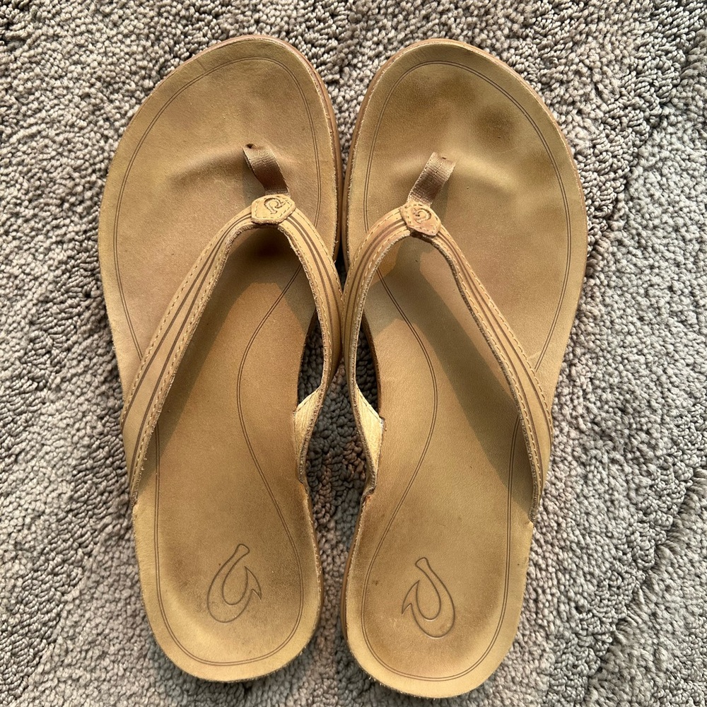 Olukai women’s sandals